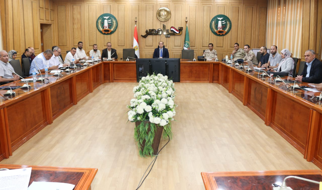 تنفيذاً لتوجيهات محافظ المنوفية  نائب المحافظ يناقش أخر مستجدات  الموقف التنفيذى لمشروعات المبادرة الرئاسية ” حياة كريمة ” بقري أشمون والشهداء