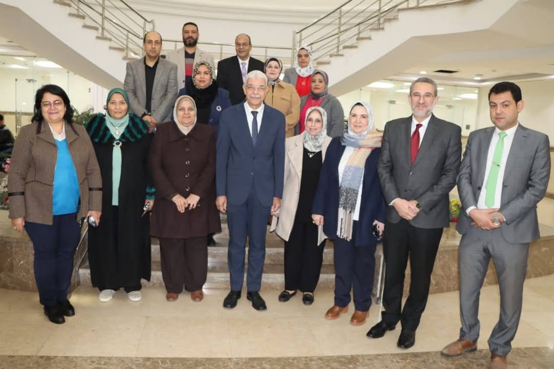 القاصد يستقبل لجنة من المجلس الأعلى للجامعات لمتابعة تجهيزات كلية التمريض بجامعة المنوفية الأهلية.