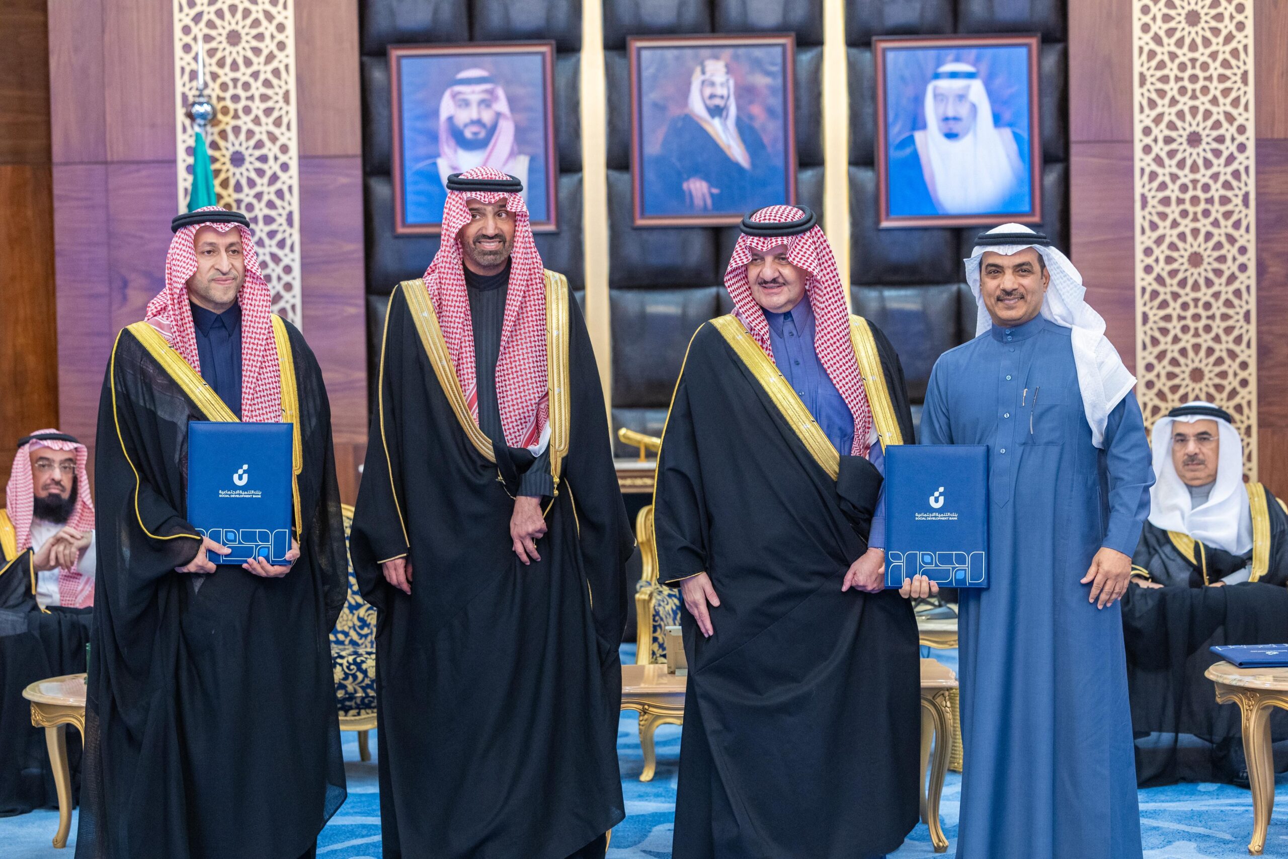 بمباركة من أمير الشرقية «سعادة » توقع مذكرة تفاهم مع بنك التنمية الاجتماعية