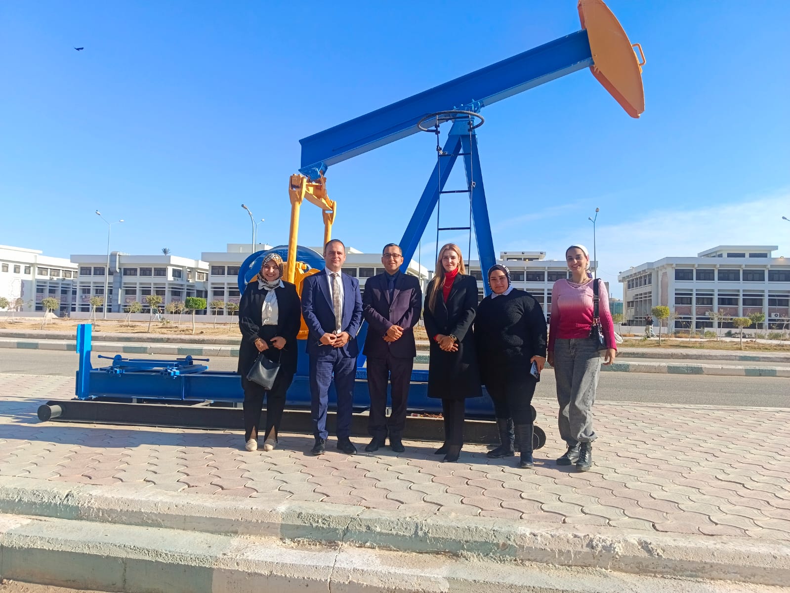 بروتوكول تعاون بين الشركة المتقدمة للخدمات البترولية API و كليتي الهندسة وهندسة البترول والتعدين.