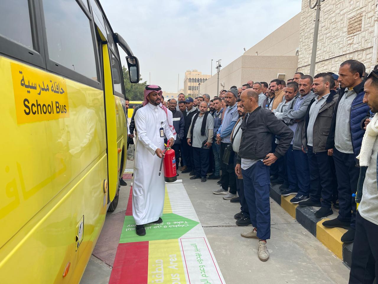 تعليم الشرقية يواصل رفع كفاءة القيادة الأمنة وإجراءات الأمن والسلامة بين أوساط سائقين الحافلات المدرسية