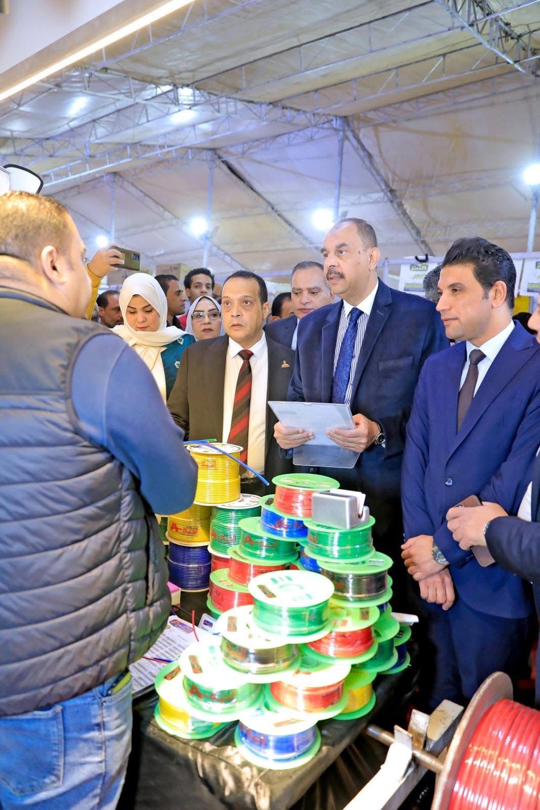 تنفيذًا لتوجيهات وزير التموين: افتتاح معرض “صنع في سوهاج”