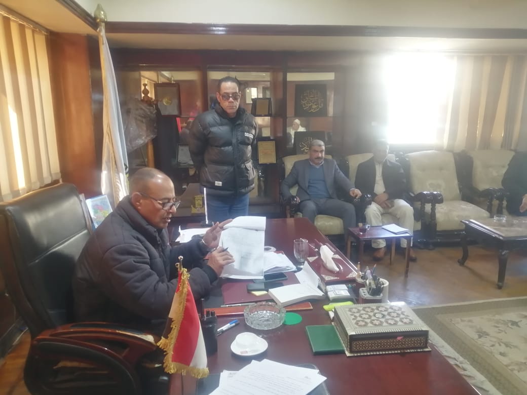 اللواء وائل زغلول يعقد لقاء جماهيرى لتلبية مطالب المواطنين