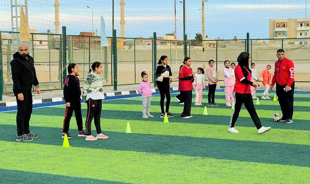 مشروع تدريب الفتيات الف بنت الف حلم بمدينة راس سدر