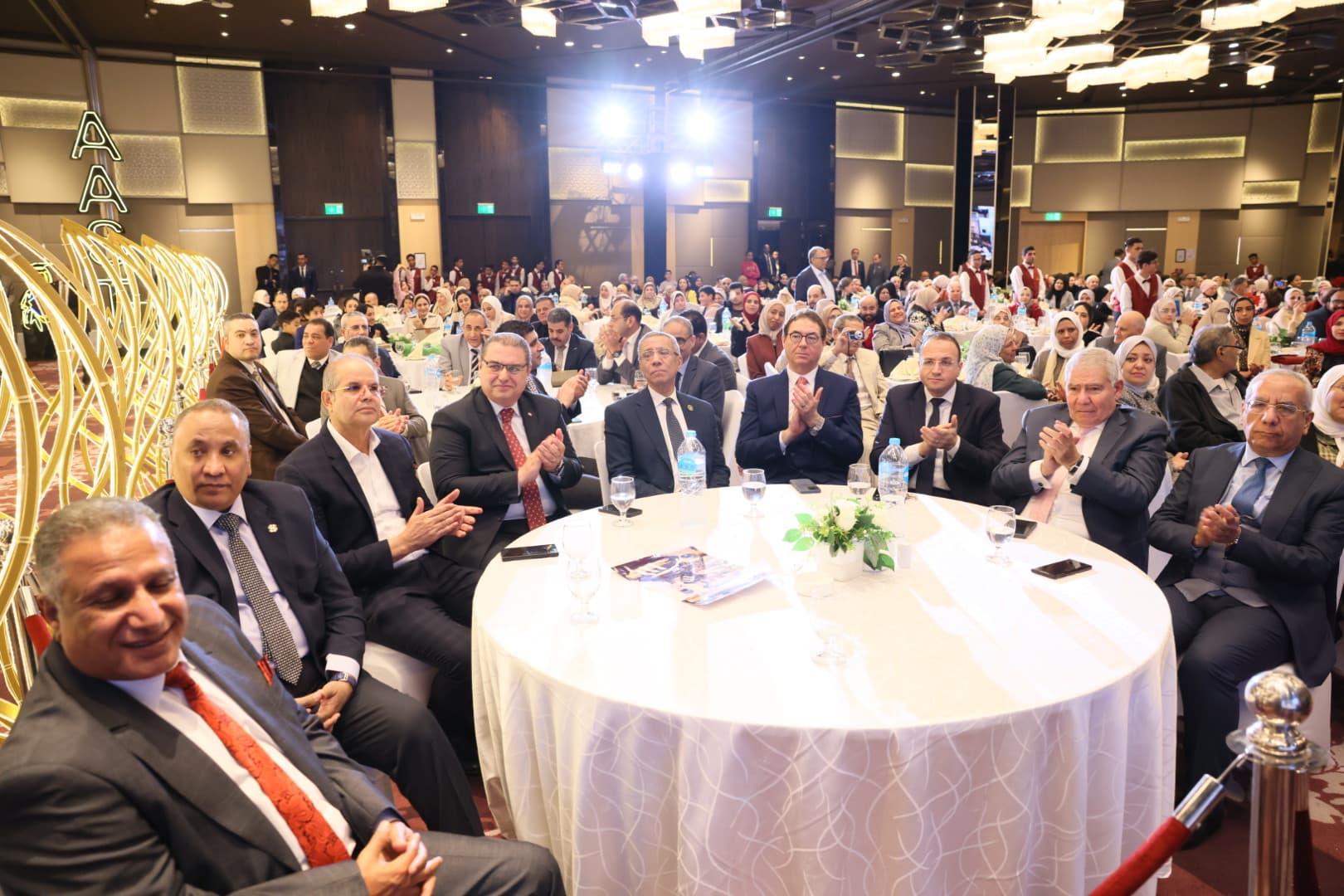 معهد الإنتاجية والجودة بالأكاديمية العربية يحتفل بتخريج دفعة جديدة من طلبة ماجستير