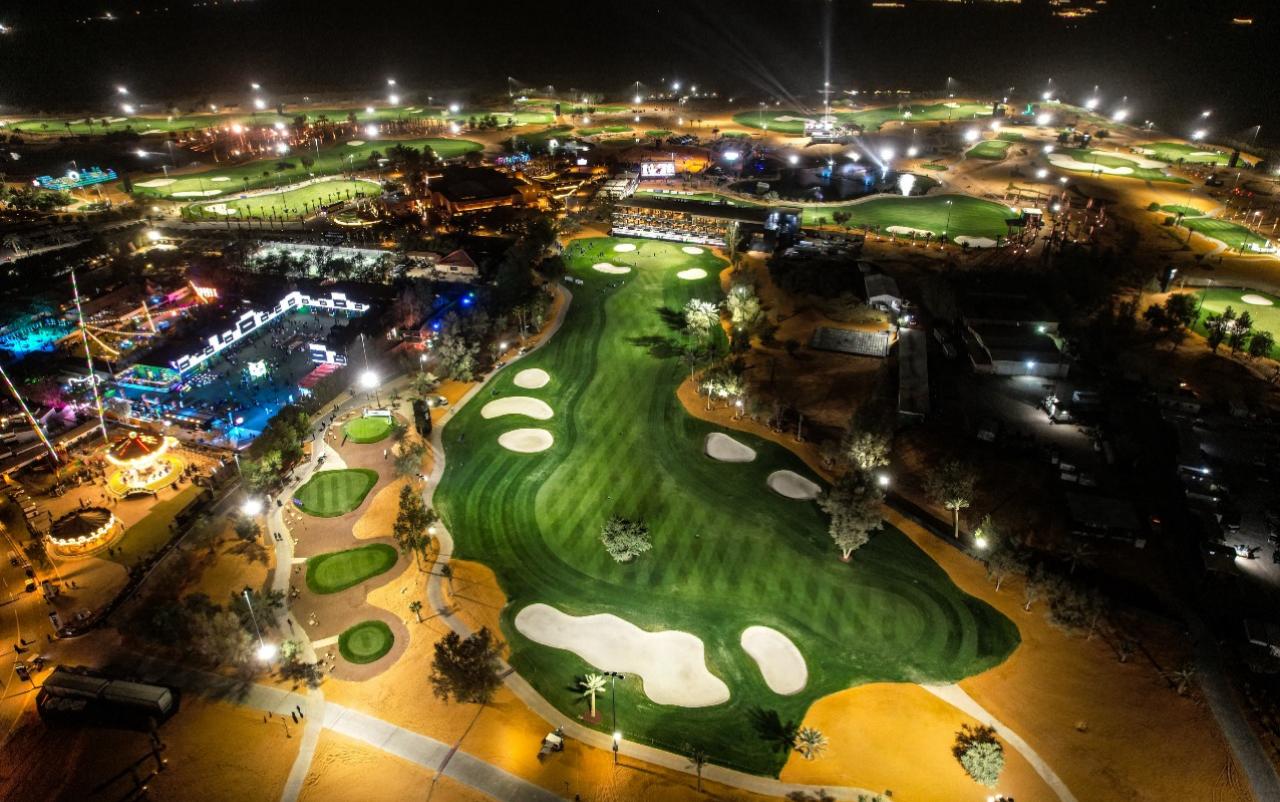 سفراء جولف السعودية يشاركون في أجواء استثنائية تحت الأضواء خلال LIV Golf” الرياض”