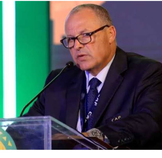 أبو ريدة يطالب بتطوير الفار في الدوري المصري والشركة المسئولة تتهرب