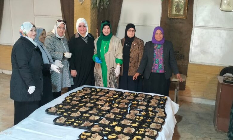بالصور…. موقع وصحيفة" الخبر اليوم " خلال زيارتة لمطبخ المصرية بأيد بناتها ..