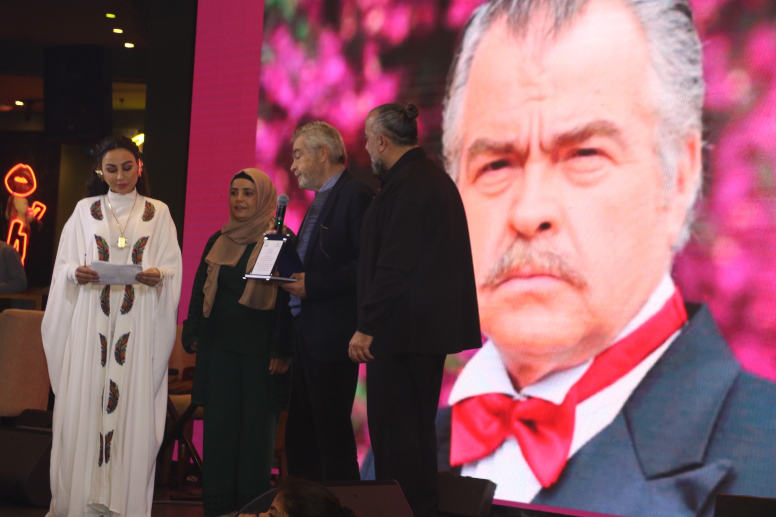 دار الايتام الاسلامية في افطار وتكريم خاص للنجوم