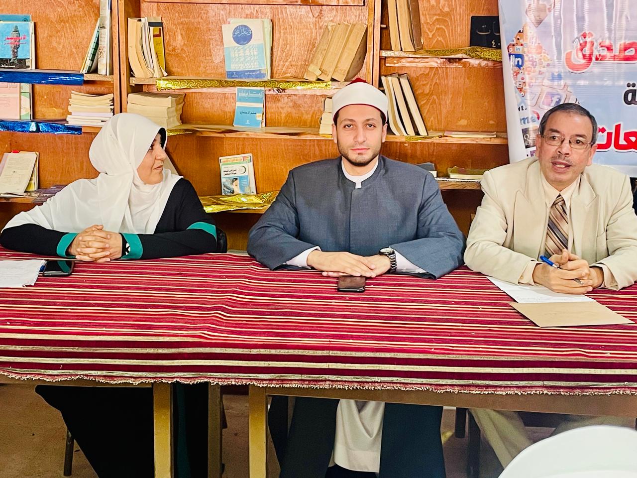 بالصور …..مصر المكان والمكانة وحب الوطن ضرورة وفريضة بمدرسة الالفى الثانوية للبنات بضاحية العريش .