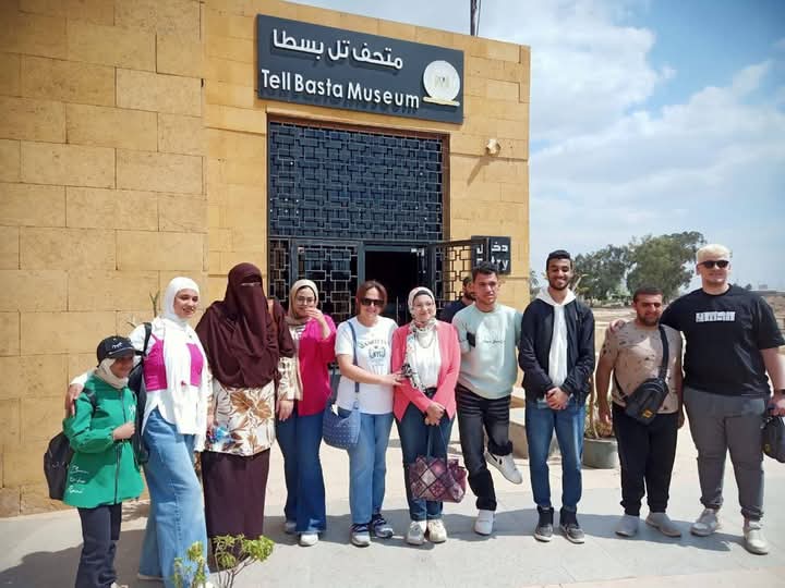 الهيئة الإقليمية لتنشيط السياحة بمحافظة الشرقية تستقبل طلاب مبادرة ” طوف وشوف ” بكلية السياحة والفنادق بجامعة قناة السويس