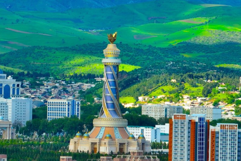 تستضيف دوشانبي المؤتمر الإقليمي الثالث حول جوانب التنمية المستدامة للتعليم المهني