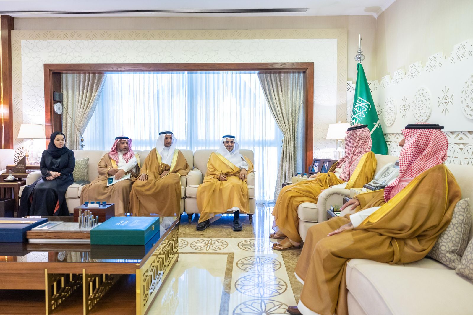 نائب أمير المنطقة الشرقية يستقبل نائب وزير البيئة ويطلع على مستجدات مشاريع الوزارة بالشرقية.