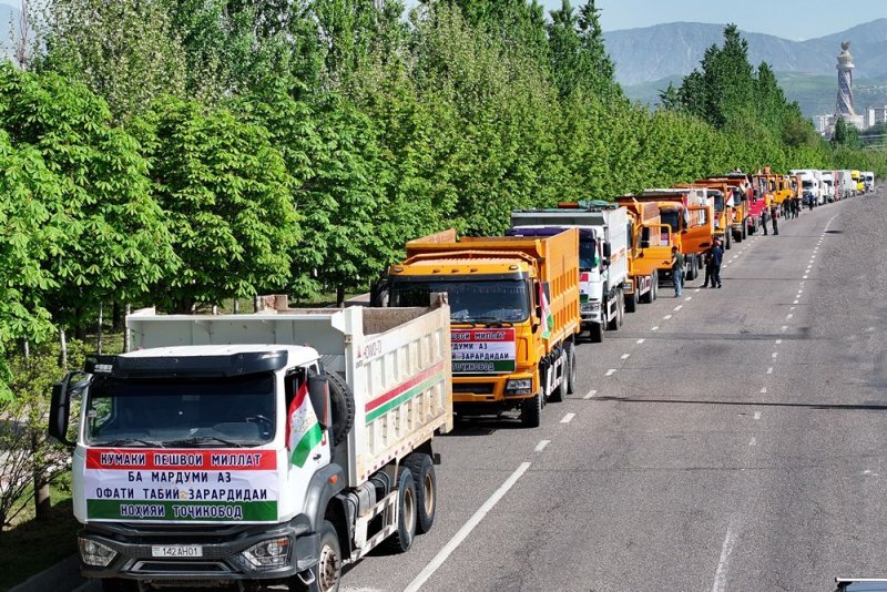 رئيس طاجيكستان يقرر ارسال مساعدات إلى ضحايا الزلزال في منطقتي رشت وتاجيكوباد.