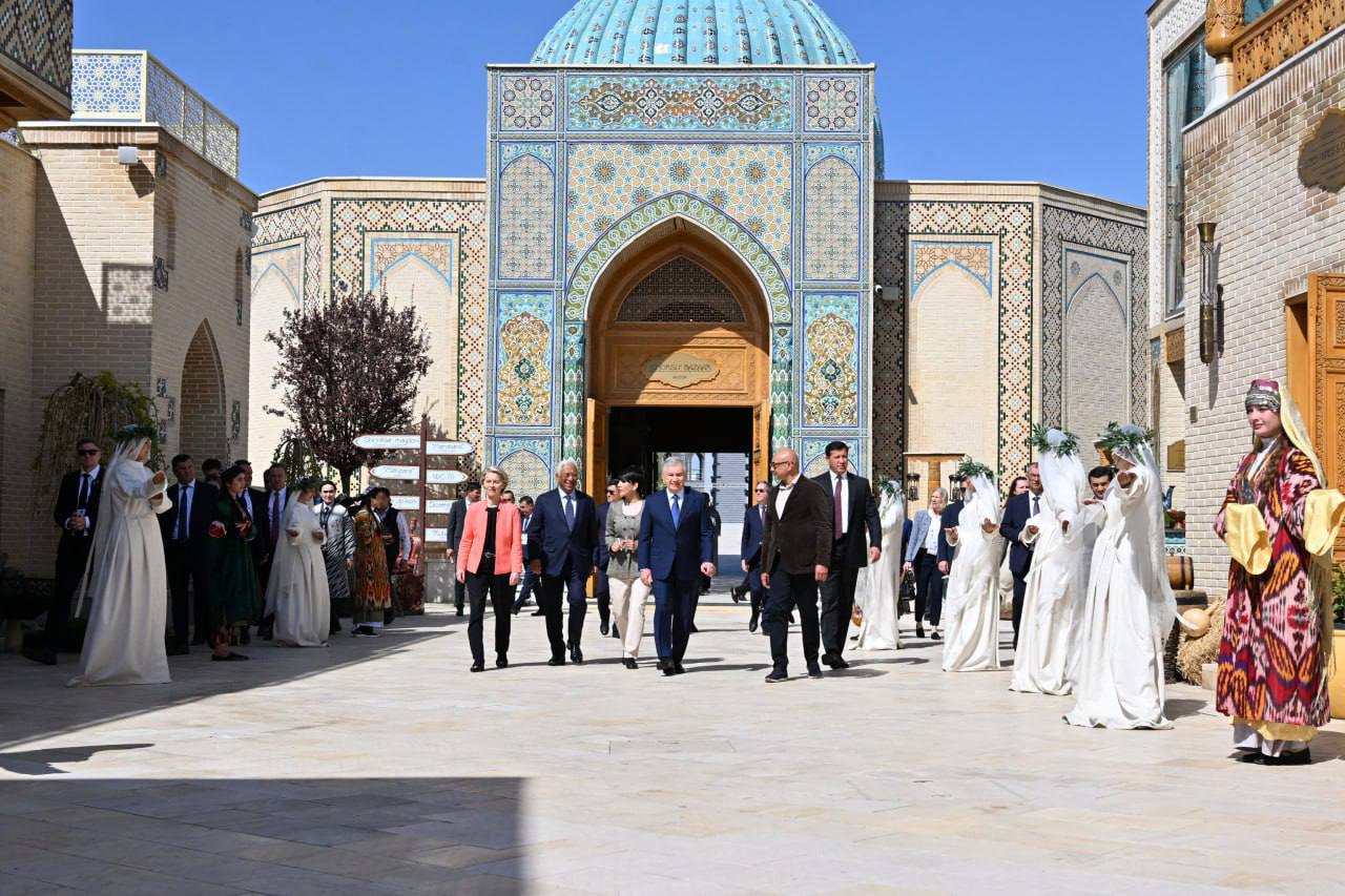 بالصور …قادة الاتحاد الأوروبي يتعرفون على الثقافة الغنية لشعب أوزبكستان