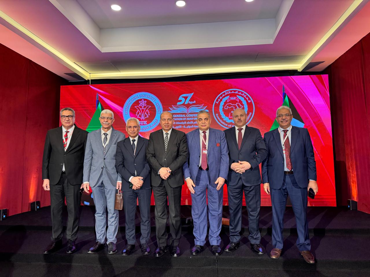رئيس جامعة المنصورة يشارك في المؤتمر العام لاتحاد الجامعات العربية بدولة الكويت