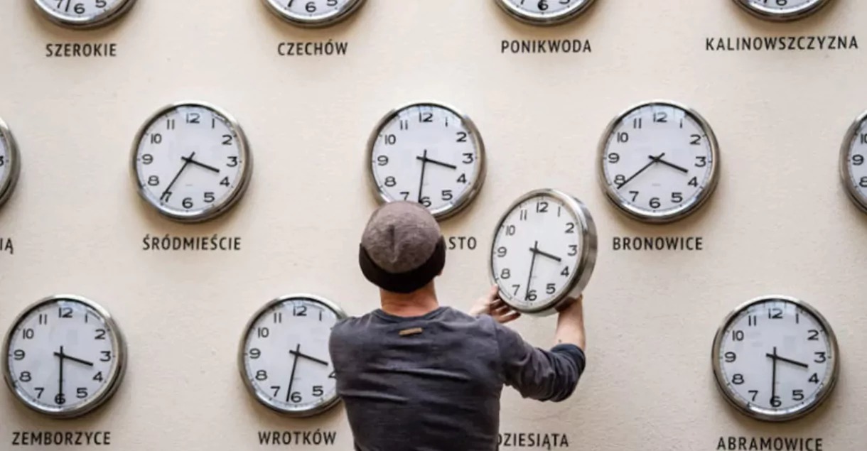 مصر تبدأ العد التنازلي لتطبيق التوقيت الصيفي.. خطوات لضبط الساعة على الهاتف