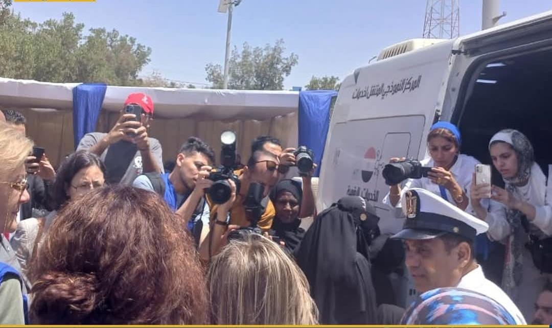 سفيرة الاتحاد الأوروبي تحضر فعالية تصوير إصدار الرقم القومى لـ 200 امرأة بأسوان