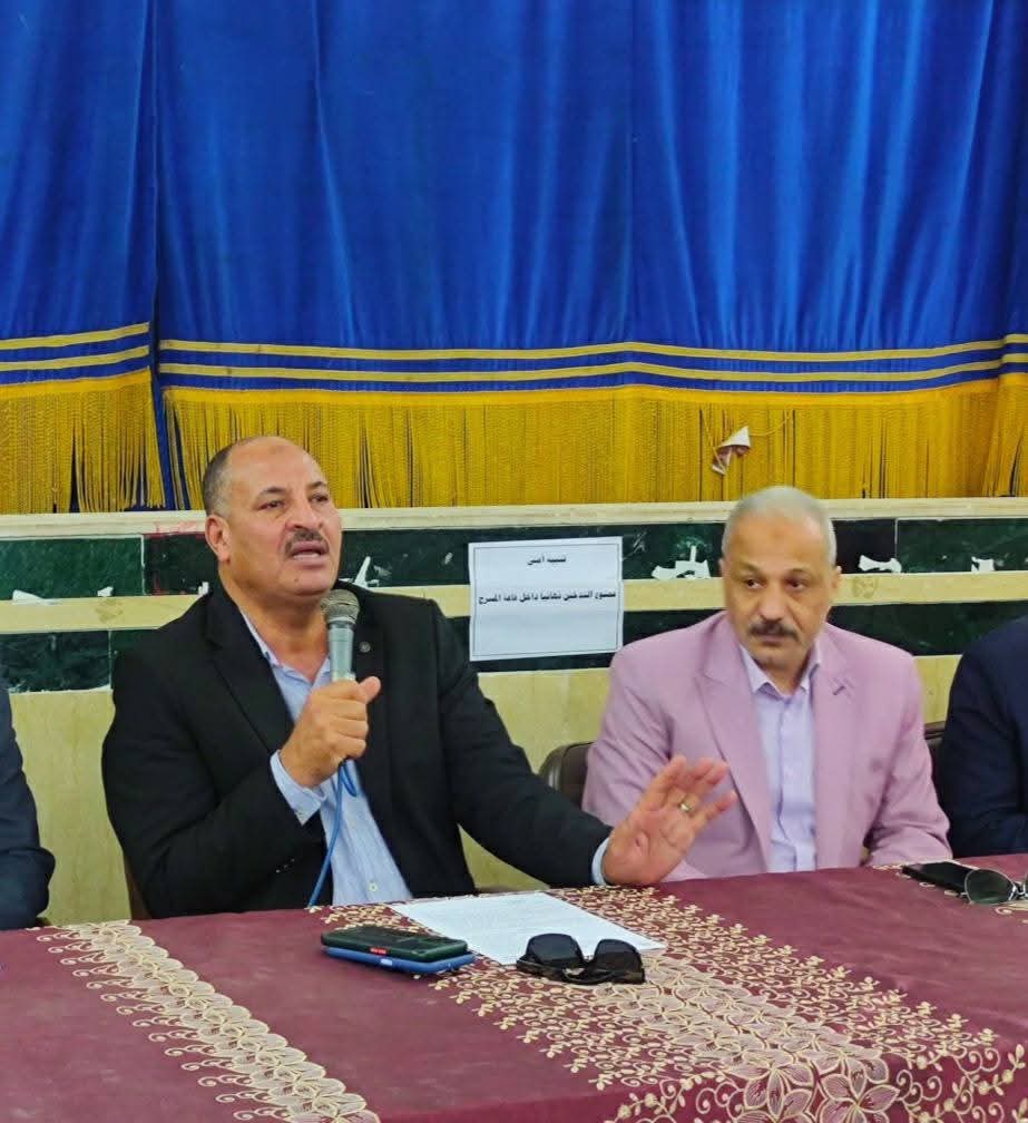 فى اجتماع موسع برئاسة صابر زيان وكيل وزارة التعليم بالمنيا …مناقشة الارتقاء بالعملية التعليمية بمدارس المنيا