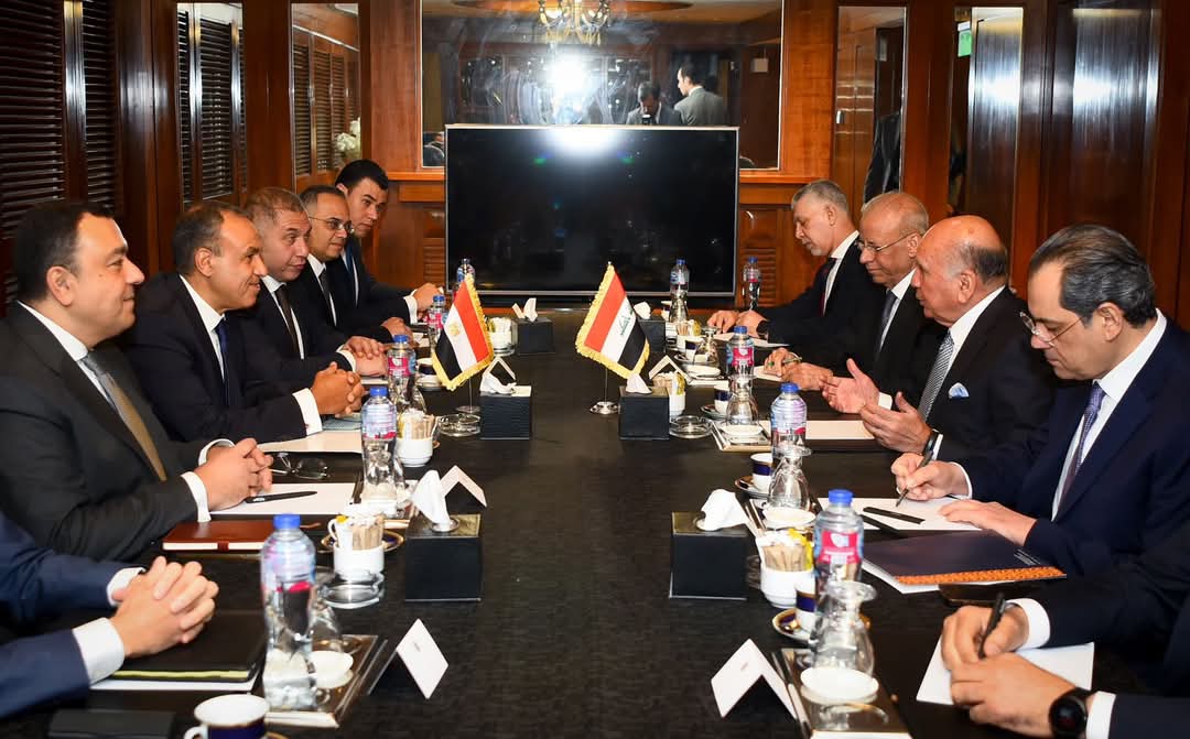 وزير الخارجية والهجرة يستقبل نائب رئيس الوزراء ووزير خارجية جمهورية العراق