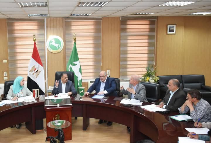 محافظ الشرقية يعقد اجتماعا لمتابعة الموقف التنفيذي لملف تقنين أراضي أملاك الدولة ويُشدد على سرعة الإنتهاء من فحص ومعاينة الطلبات المقدمة من المواطنين