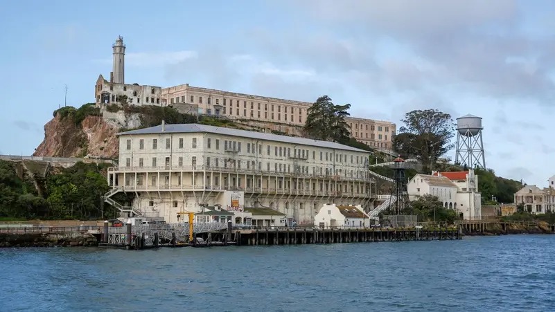 “سيء السمعة”.. أمريكا تعيد بناء سجن “ألكاتراز” بتوجيهات ترامب