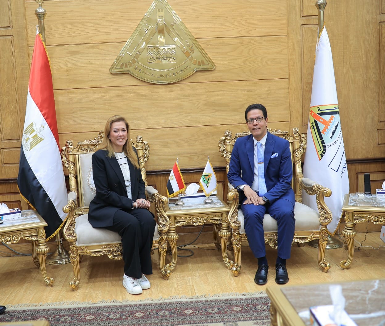 علي هامش اليوم الثاني للمؤتمر الرابع للعلوم التطبيقية :رئيس جامعة بنها يستقبل المدير التنفيذي للاكاديمية الوطنية للتدريب