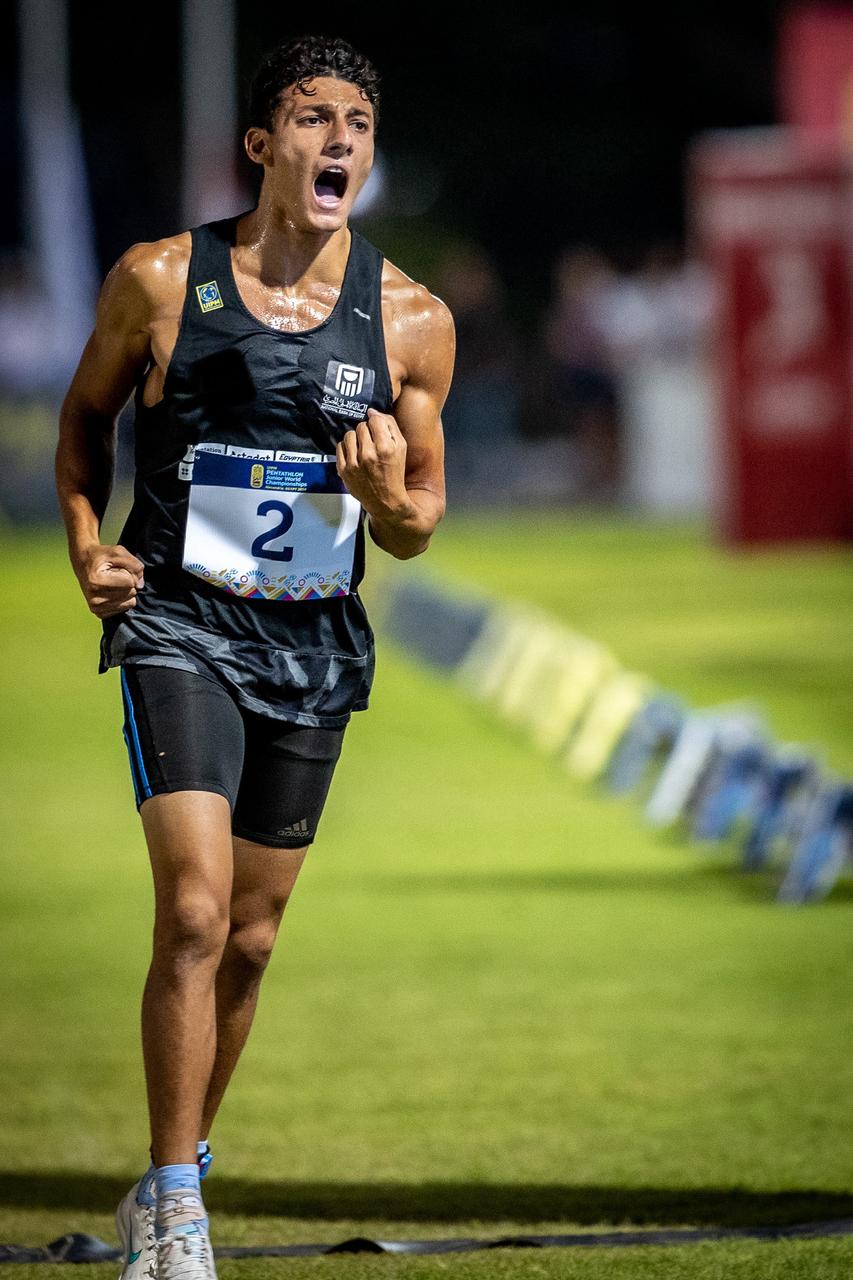 مصريان يتأهلان لنهائي الرجال في كأس العالم للخماسي الحديث ببلغاريا