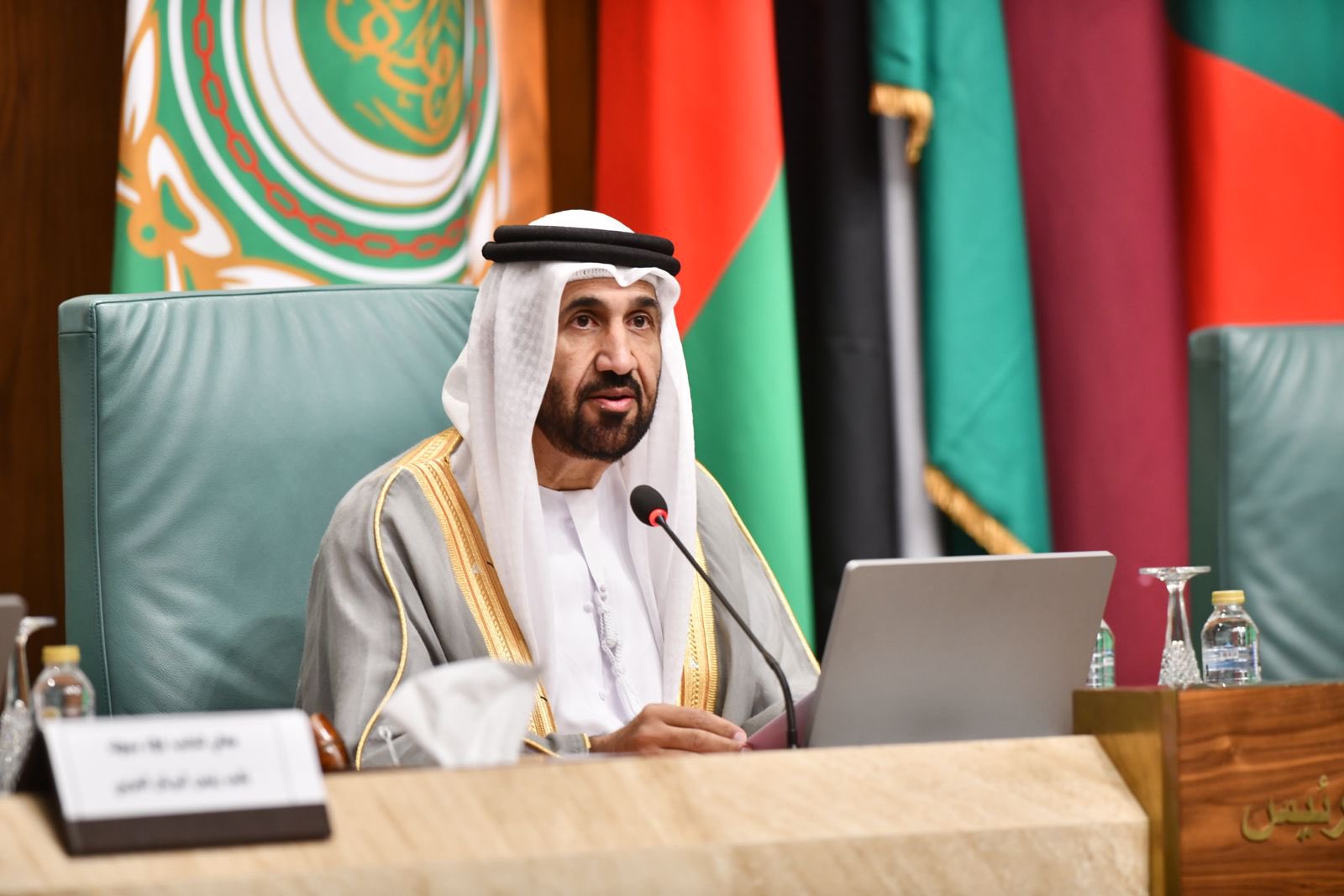رئيس البرلمان العربي يرحب بقرار الرئيس الأمريكي رفع العقوبات على سوريا ويثمن دور المملكة العربية السعودية