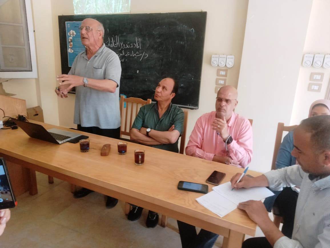 زراعة البحيرة تحذر من خطورة دودة الحشد الخريفية