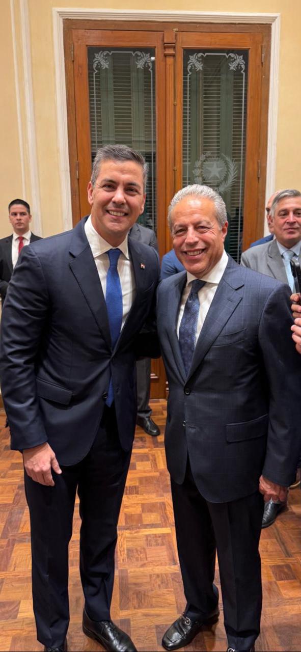 وفد اتحاد الكرة يلبي دعوة رئيس باراجواي على هامش المشاركة في كونجرس فيفا