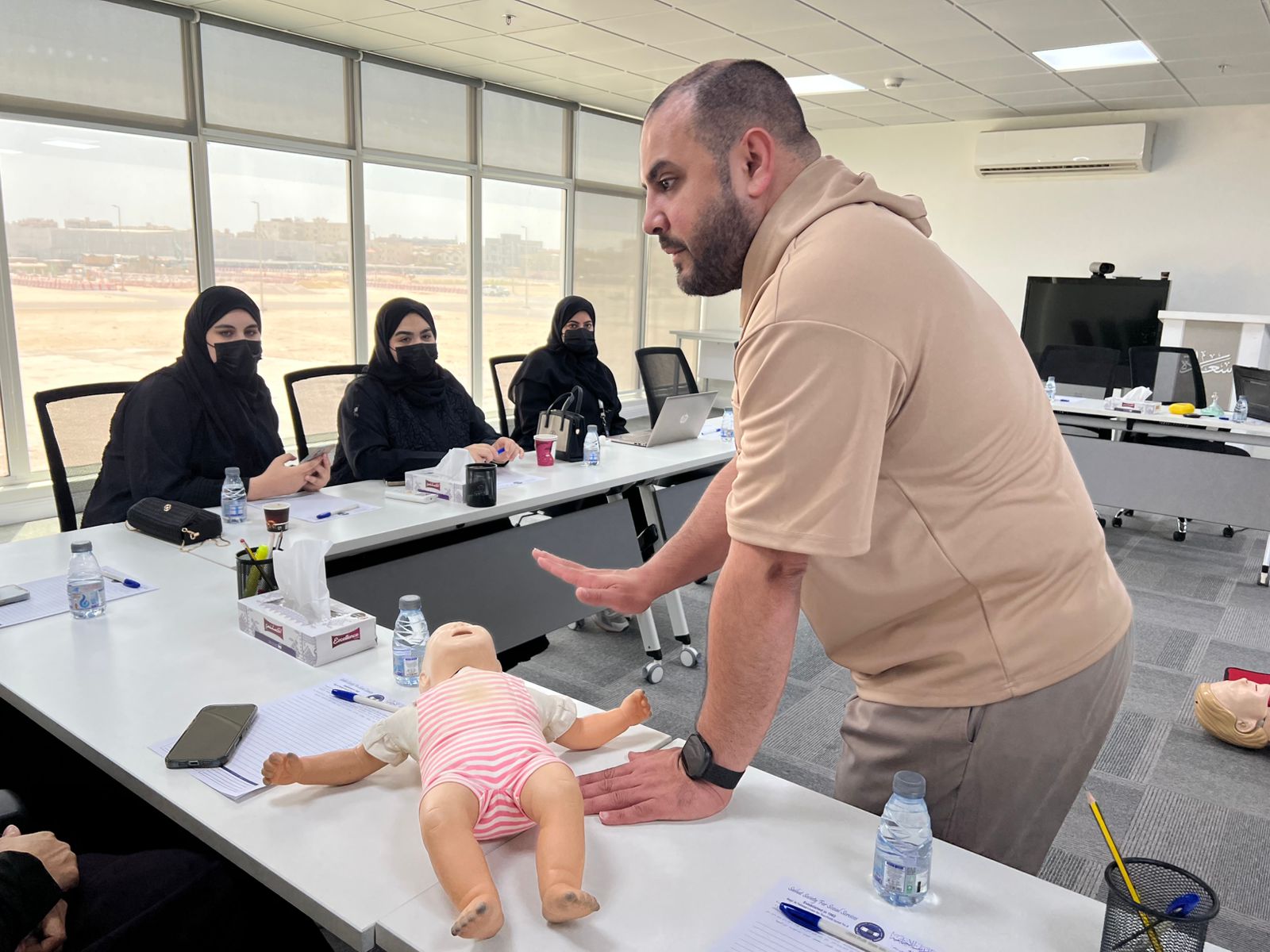 “تجمع الشرقية الصحي” يدرب منسوبي «سعادة» على الإسعافات الأولية