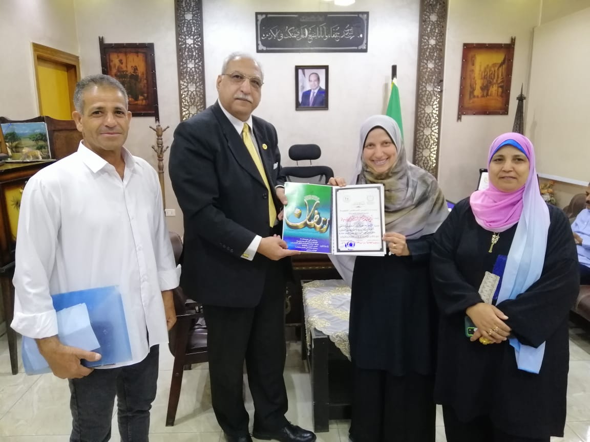 تعليم القليوبية يكرم النماذج المتميزة على مستوى المحافظة .