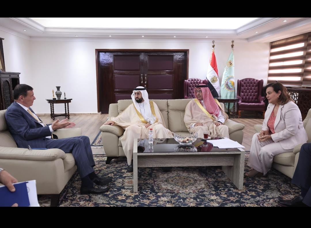 رئيس “الغذاء والدواء” السعودى يبحث في القاهرة سبل التعاون مع الجهات الرقابية المصرية في مجالي الغذاء والدواء