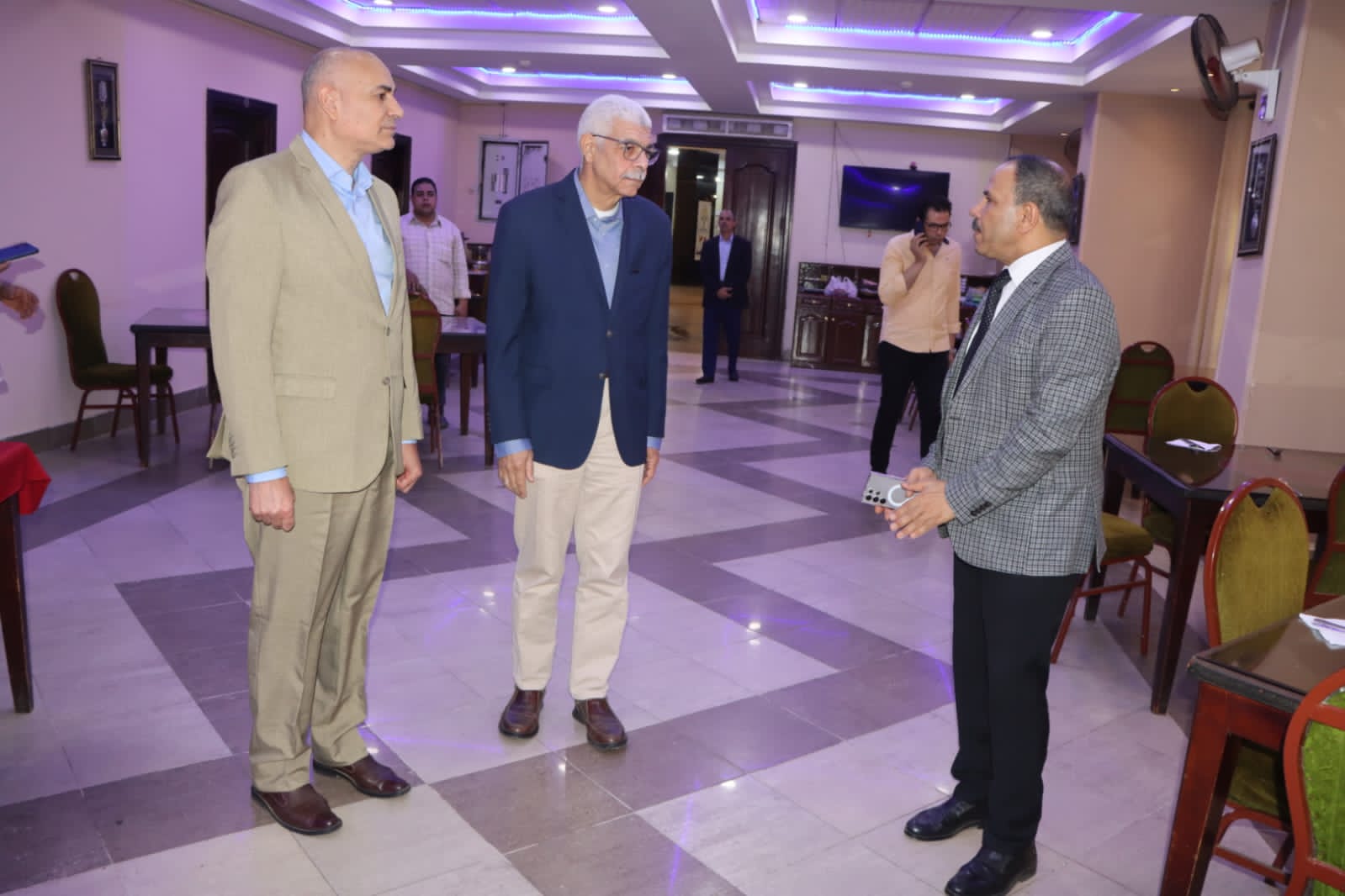 رئيس جامعة المنوفية يتفقد دار الضيافة بالجامعة