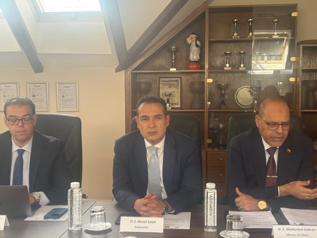 وزير العمل يواصل لقاءته في صربيا ويعقد إجتماعًا مع مدير هيئة التوظيف الوطني الصربية