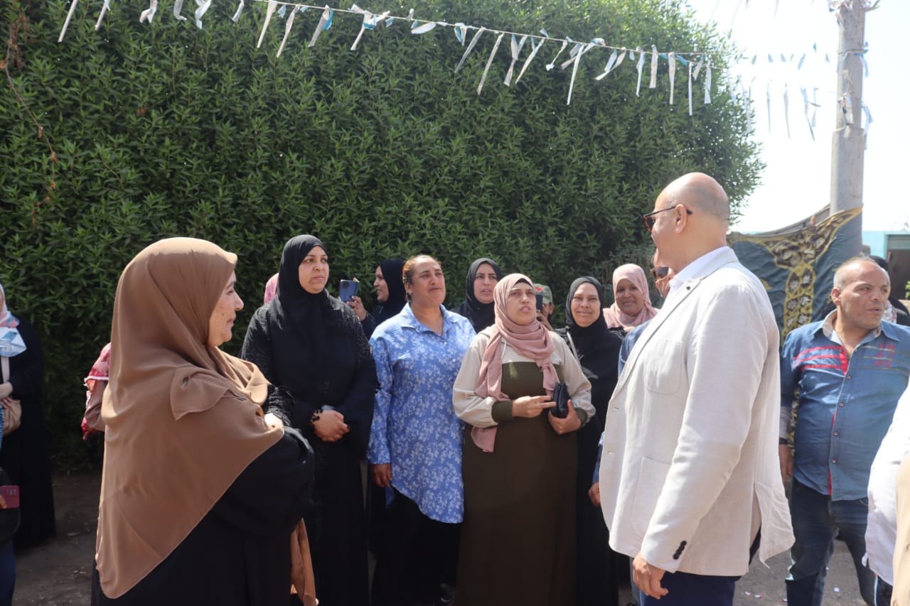 محافظ القليوبية يتفقد لجان الشهادة الإعدادية للفصل الدراسي الثاني بمدينتي بنها وطوخ للاطمئنان علي الطلاب وسير الامتحانات