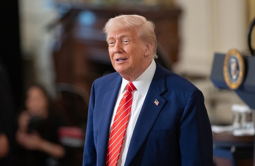 مجلة أمريكية تكشف عزم ترامب التخلي عن دعم أوكرانيا بعدما أثار زيلينسكي غضبه مجددا بخطوة مجنونة