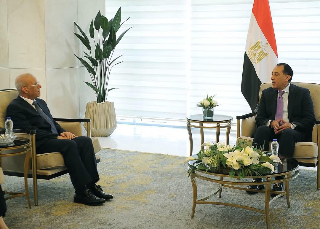 سفير العراق بالقاهرة يلتقي دكتور مصطفى مدبولي لبحث سبل تعزيز التعاون الثنائي والملفات ذات الاهتمام المشترك