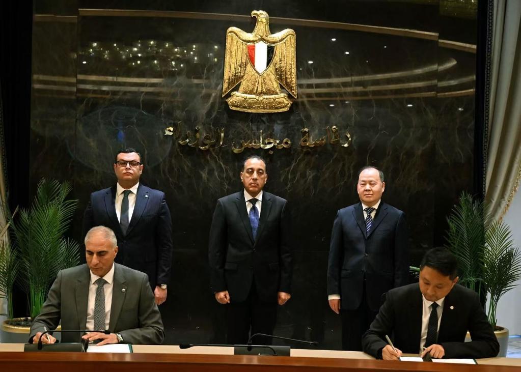 تحالف مصري صيني يتولى تشغيل وصيانة منطقة الأعمال المركزية بالعاصمة الإدارية الجديدة