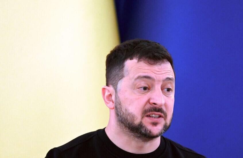 الخوف يسيطر على كييف.. خطة نقل زيلينسكي وحكومته إلى مناطق آمنة