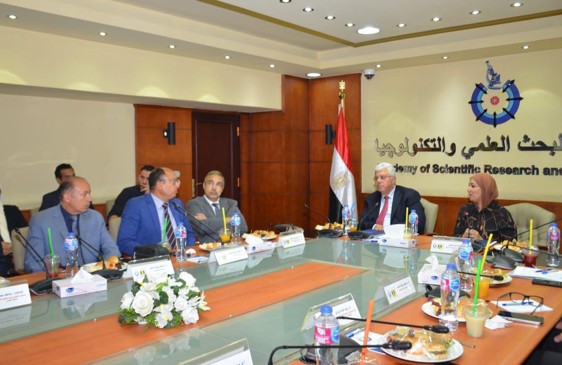 وزير التعليم العالي والبحث العلمي يعلن جوائز الدولة والأكاديمية لعام 2024:67 عالمًا في المجالات العلمية المختلفة