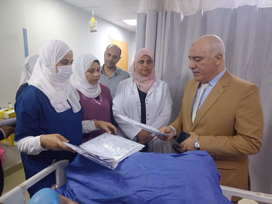 الشلقانى وكيل صحة القليوبية يتفقد حي شرق وغرب شبرا ويتابع سير العمل بحملة “طرق الأبواب”