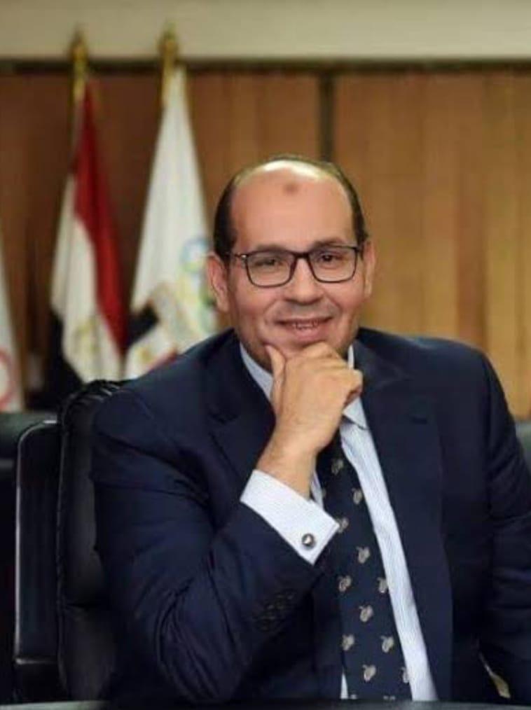 الأهلي يهنئ ياسر إدريس أول مصري يتقلد منصب نائب رئيس الاتحاد الدولى للسباحة.. ويصفه بالإنجاز المشرف للرياضة المصرية