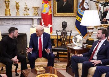 مصادر: ترامب ونائبه سيشاركان باجتماع افتراضي مع زيلنسكي وحلفاء أوروبيين