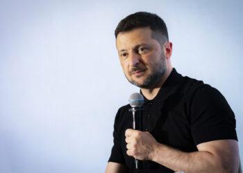 “أكسيوس”: زيلينسكي يخطط لزيارة واشنطن ولقاء ترامب يوم الاثنين