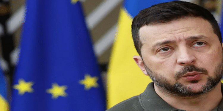 رد مبهم من زيلينسكي على مقترح ترامب عدم المطالبة بالقرم