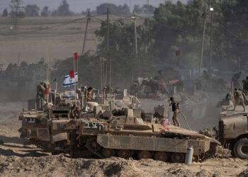 الجيش الإسرائيلي يحدد حجم القوات البرية لعملية واسعة في غزة