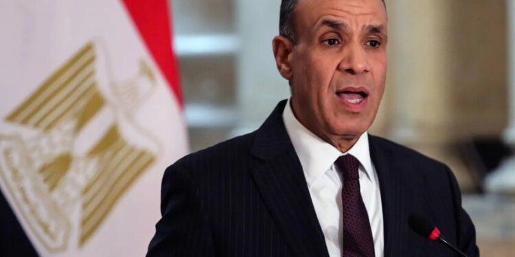 وزير خارجية مصر يوجه رسالة لإسرائيل أمام معبر رفح