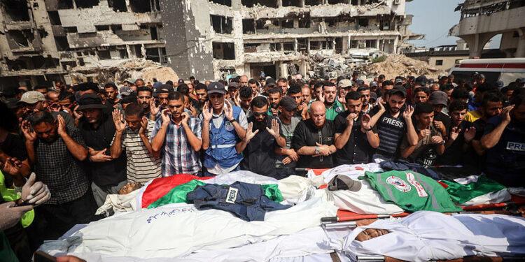 مشرعون أمريكيون يطالبون إسرائيل بالسماح للصحافة الدولية بدخول غزة